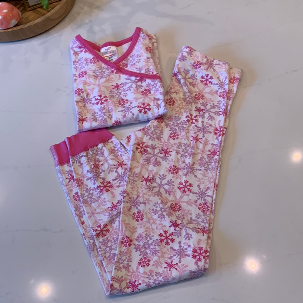 GIRLS Hanna Andersson pajamas